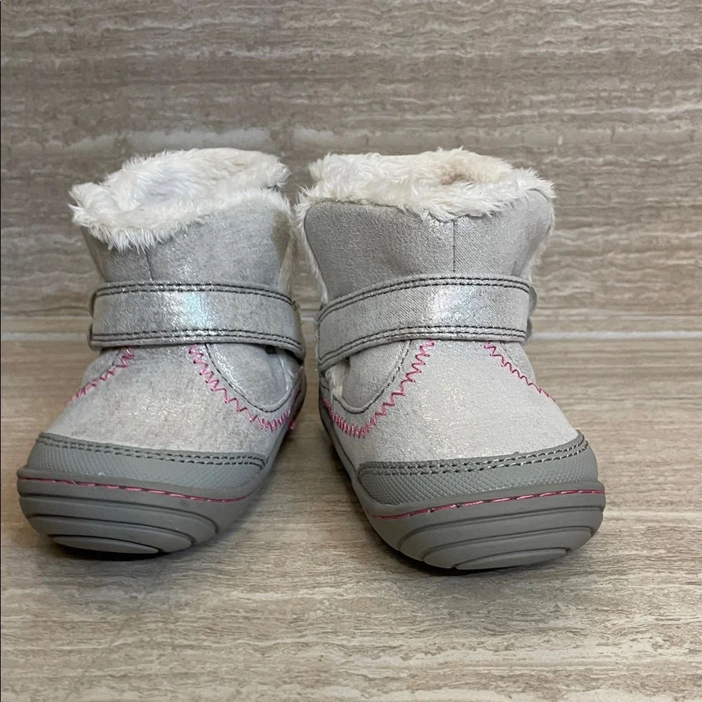 SURPRIZE NWOT Baby Girls Size 3 Cozy Gray and Pink Boots Velcro